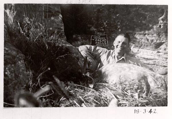 Oread Halls Leslie van Blerk 19420318[pgs]